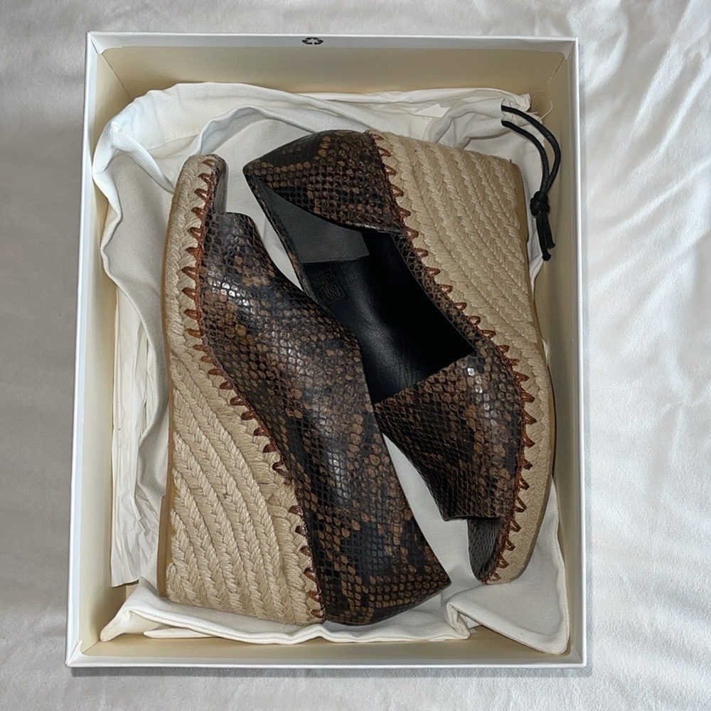 VINCE Percey Snakeskin Coffee Open Toe Heel - Picture 6 of 10